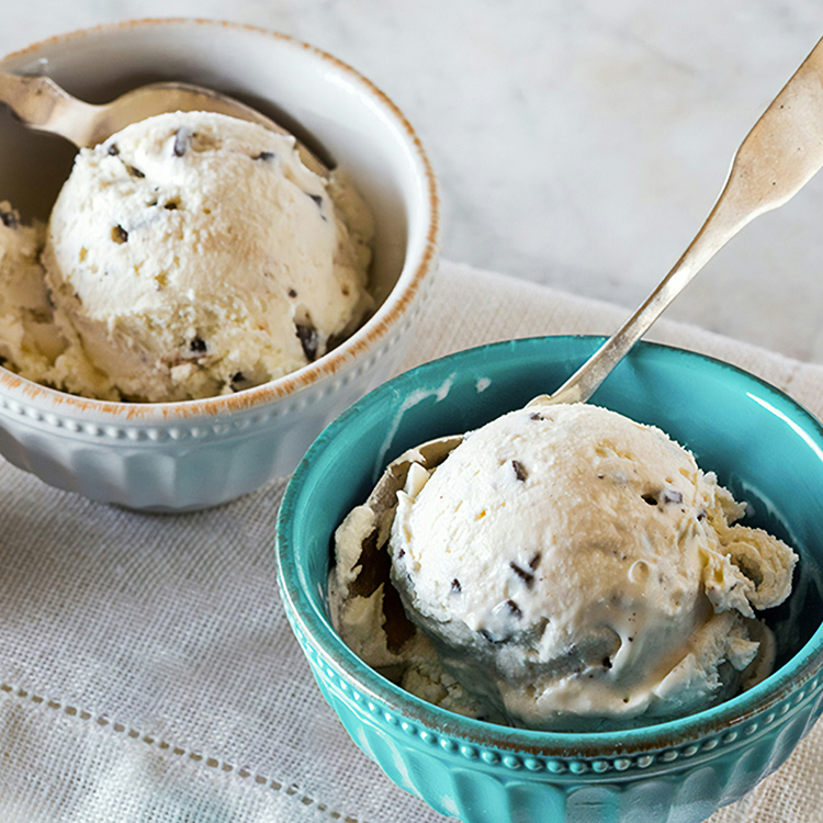 The beginning of Gelati Bertolini, a company that, under the guidance of Alberto, son of Rino, has become an important business producing ice cream and other pastry products.